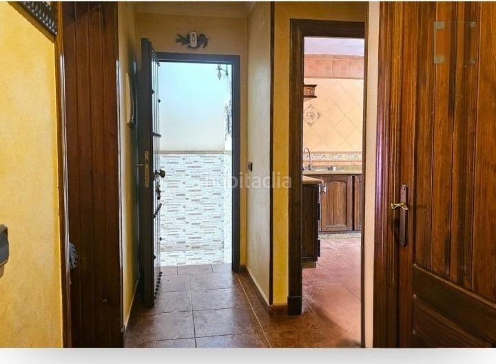 Foto f69bb6ff-6df0-442d-8f4d-fa11d8fbab0c. Pis a Centro Chipiona