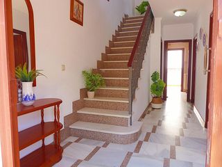 Casa bifamiliare  Cruz roja. Chalet de cuatro dormitorios con garaje a 200 metros de la playa