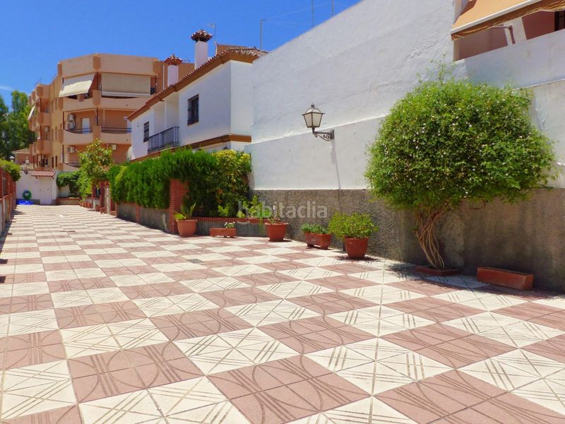 Foto f59b1cf3-1f36-4ffa-ae8d-5700d0da381e. Casa aparellada amb aparcament a Playa de la Regla Chipiona