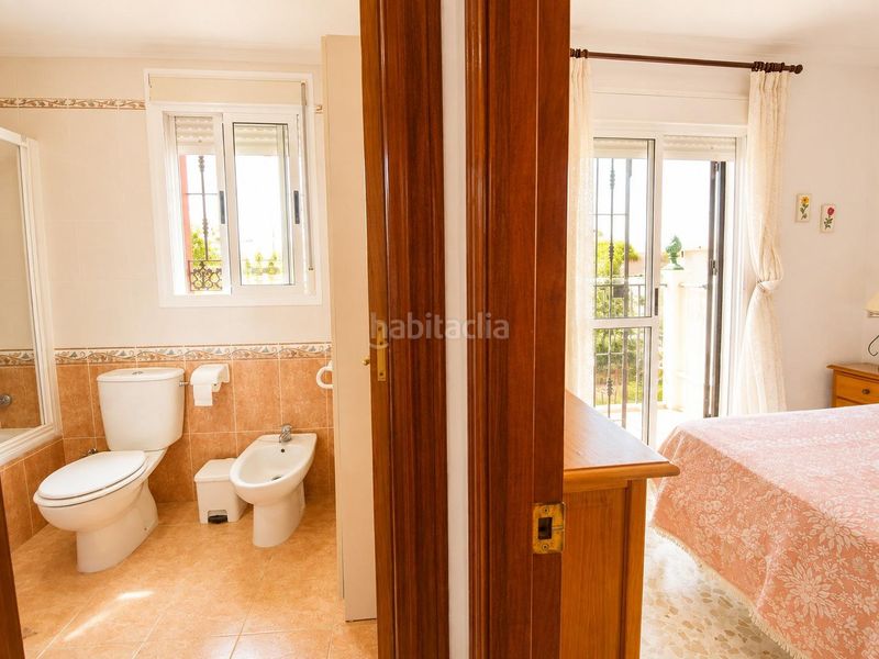Foto bd46ec5f-8655-455c-9134-a86bc0fde619. Casa amb aparcament a La Laguna Chipiona