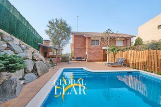 Doppelhaus  Carrer el castell