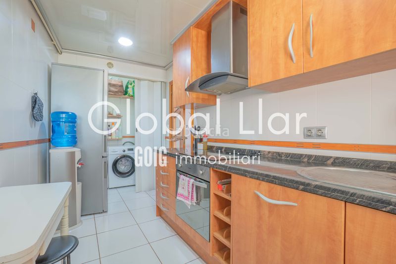 Foto 98f9aaa6-e579-4df6-8914-05cb4874a310. Flat with heating parking in Ca n'Oriac Sabadell