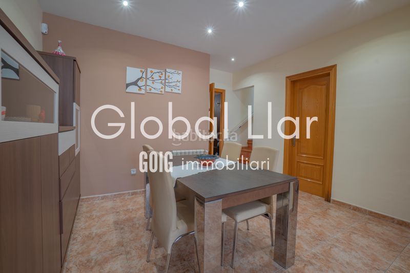 Foto c7b342b7-eeec-442b-8588-898cb33aac1a. Casa adossada amb calefacció aparcament a Concòrdia Sabadell