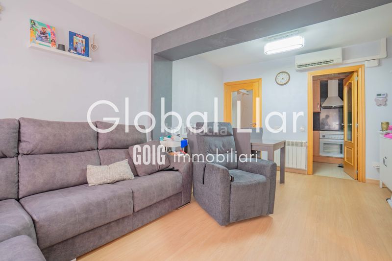 Foto 4a0d341a-1817-4ce6-8db0-0aa3d8e976d7. Piso reformado con patio interior en Concòrdia Sabadell