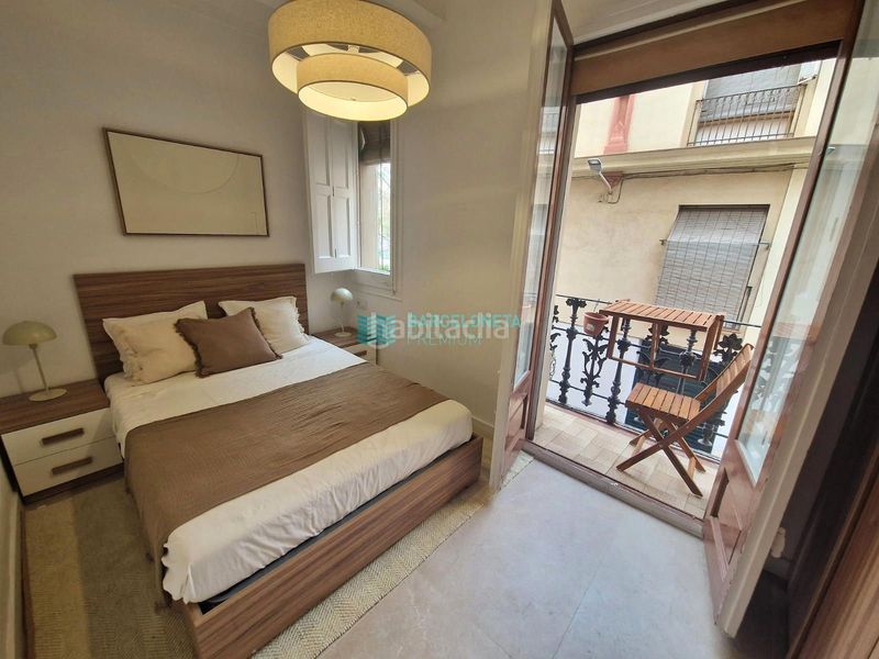 Foto c7f6f222-93b2-4d1e-90f0-c05461983870. Pis a Barceloneta Barcelona