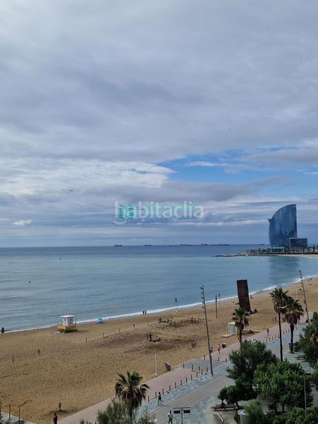 Foto 62163562-de23-434b-8758-704f94a0a593. Pis amb terrassa a Barceloneta Barcelona
