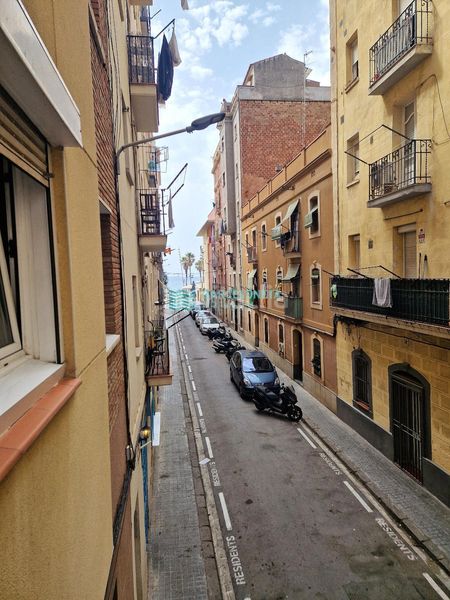 Foto 4a2b2023-d371-4e6e-9d83-b4f63900a514. Pis amb terrassa a Barceloneta Barcelona