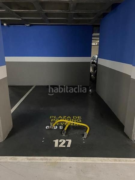 Foto e4223a5b-ee62-4ec6-9a8f-af955bc5f7e1. Parking voiture dans Centre Sabadell