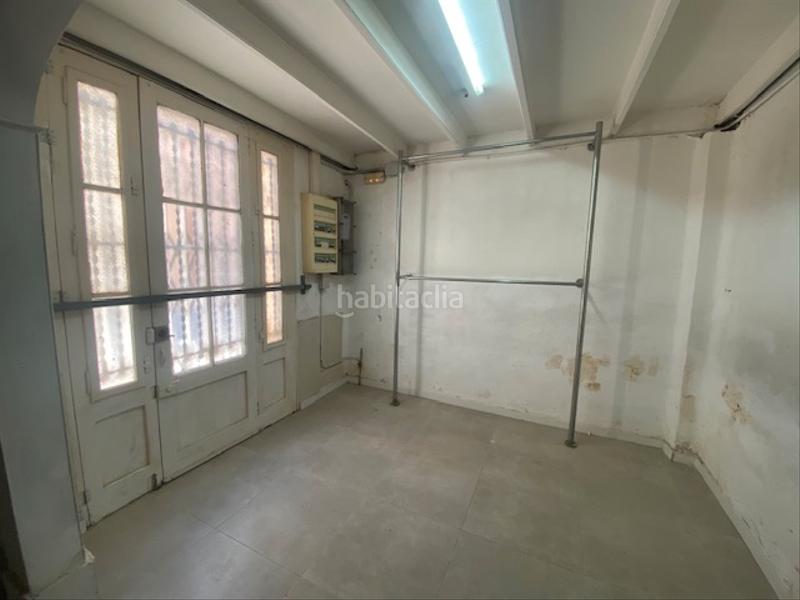 Foto 525ae2b2-4a54-488e-abe8-f15a1efe6062. Lloguer local comercial a Centre Sabadell