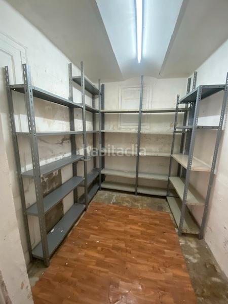 Foto 7e1a65e8-347a-40c2-9dee-7de8c92a220f. Lloguer local comercial a Centre Sabadell