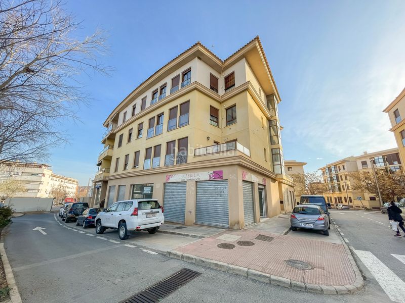 Foto 0d9e0373-b02e-4799-91e3-1ec20a6c6bfc. Rent business premise in calle juan pedernal 4 in Guadix