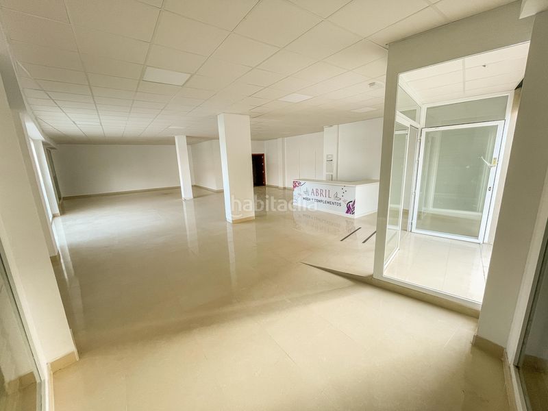 Foto 7b60f560-3d60-4766-a036-c58630948e2d. Rent business premise in calle juan pedernal 4 in Guadix