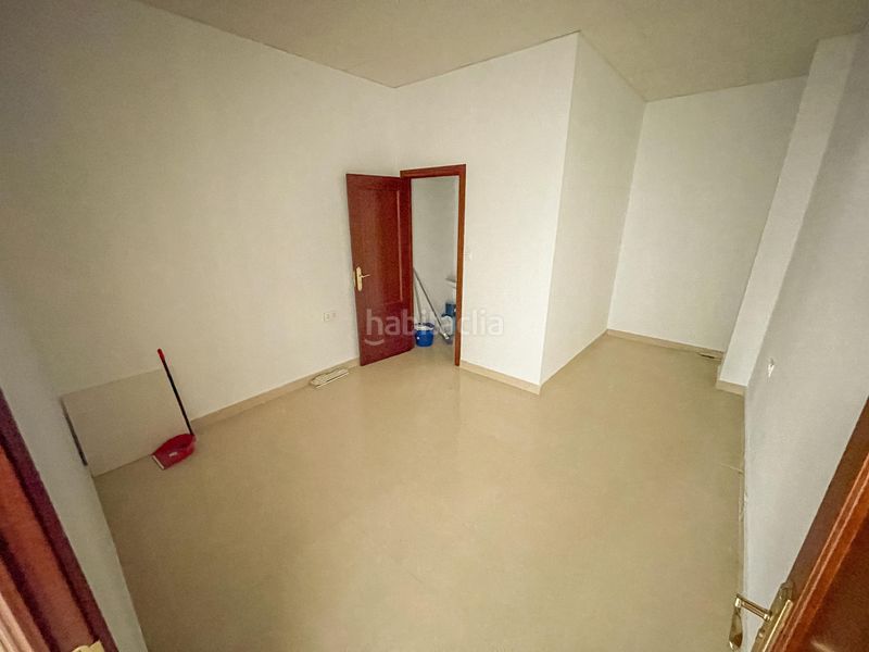 Foto c3e7492d-7dc2-438d-9d08-2972d23834af. Rent business premise in calle juan pedernal 4 in Guadix
