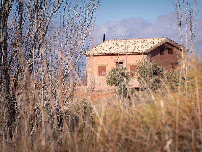 Foto 93e1d344-523a-45e2-b9b0-ccfe020eaefe. Finca rústica en avenida emilio muñoz 56 venta de cortijo en dilar en Dílar
