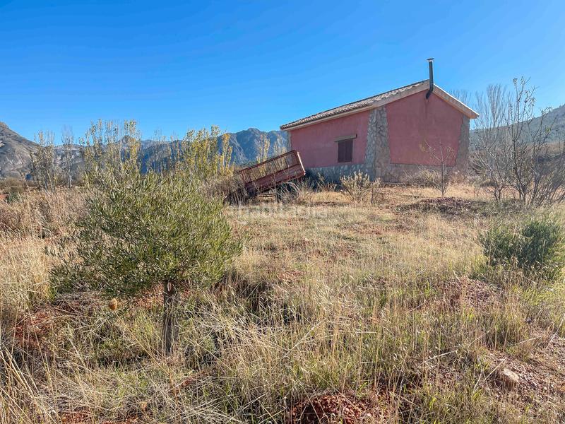 Foto c648fa2b-e99b-44b4-9d8c-924370f8b18c. Finca rústica en avenida emilio muñoz 56 venta de cortijo en dilar en Dílar