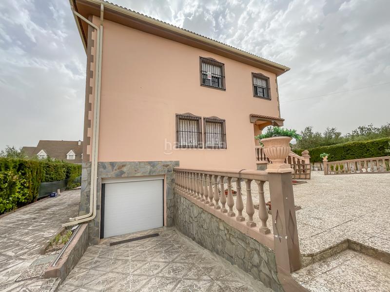 Foto 5d0b7f66-9dfa-4c36-a720-c295275cd0f0. Chalet en calle comares 5 venta de chalet en calle comares 5, . en Otura