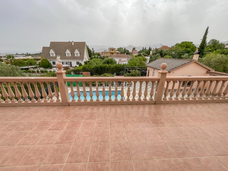 Foto a31929c6-cf5f-4a25-afaa-80b183809451. Chalet en calle comares 5 venta de chalet en calle comares 5, . en Otura