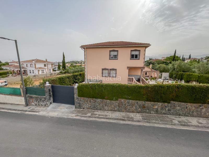 Foto ba4ac143-f3d5-44ef-8135-74d07f0c3b72. Chalet en calle comares 5 venta de chalet en calle comares 5, . en Otura