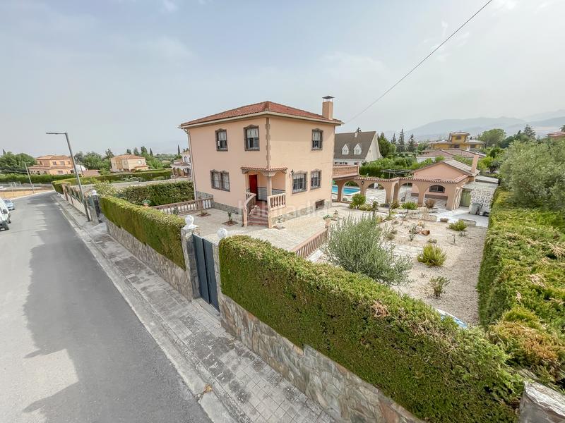 Foto d76c200c-ebe5-40f8-afa2-3fee2c40d6d3. Chalet en calle comares 5 venta de chalet en calle comares 5, . en Otura