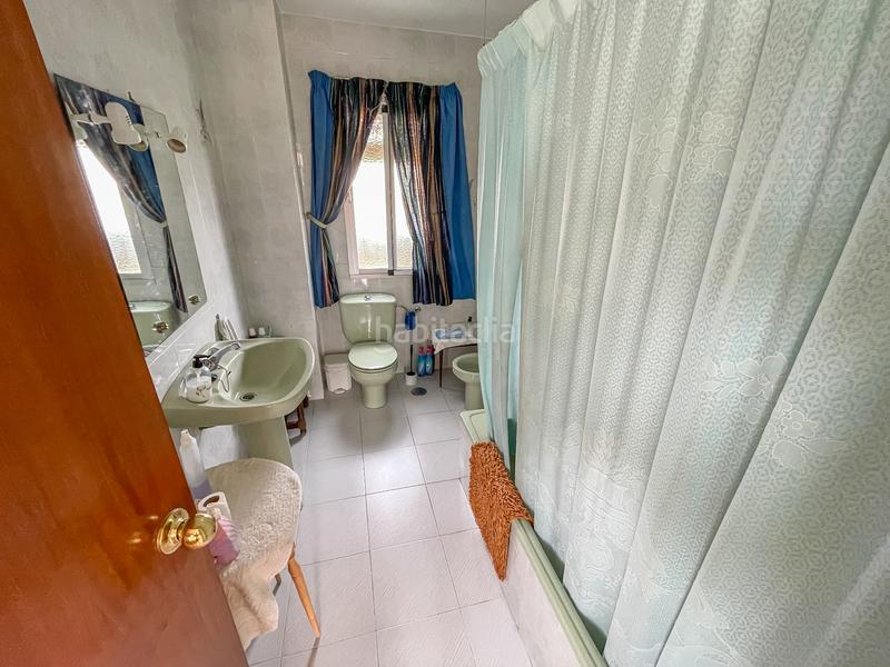 Foto ebb674cd-6dc0-4b95-a894-9d35f8075518. Chalet en calle comares 5 venta de chalet en calle comares 5, . en Otura