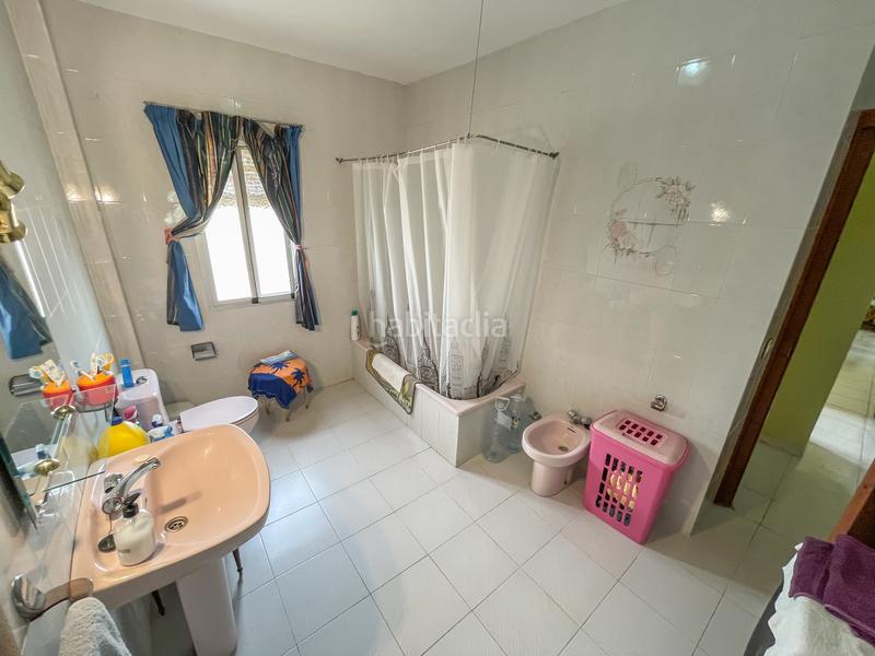 Foto ef103c3f-0f21-445b-be2c-52dbc49201da. Chalet en calle comares 5 venta de chalet en calle comares 5, . en Otura