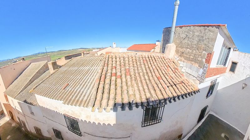 Foto c79f6149-080a-448d-98b0-a6f9aa223630. Masia a calle oscura 1 a Agrón