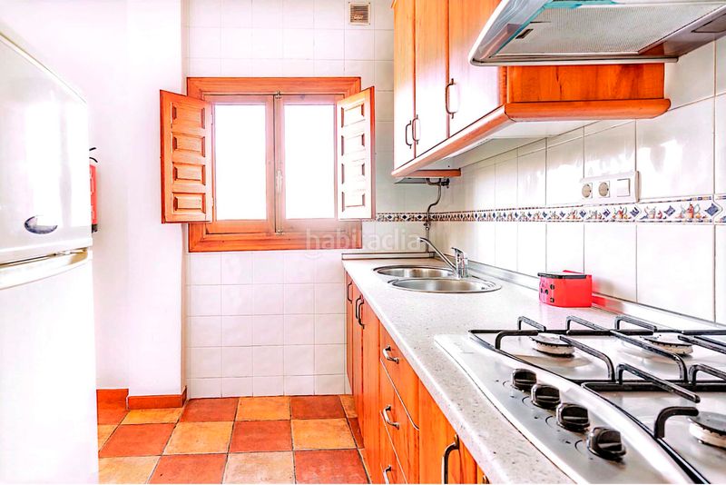 Foto 03460ef5-25b8-4f44-a875-767994c4e77e. Masia a calle mimbre 3 a Pinar (El)