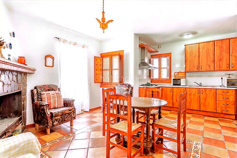 Foto 702da19e-af12-484a-92ea-973e820f1df0. Masia a calle mimbre 3 a Pinar (El)