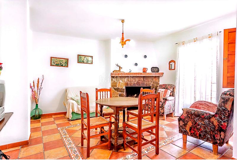 Foto ec1c82f6-60de-4036-bbf5-d7abf31ce2f7. Masia a calle mimbre 3 a Pinar (El)