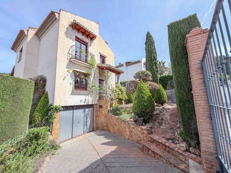 Foto d33d19ed-6323-4393-a5d7-51faa660bce6. Xalet a calle g-1 7b a Padul