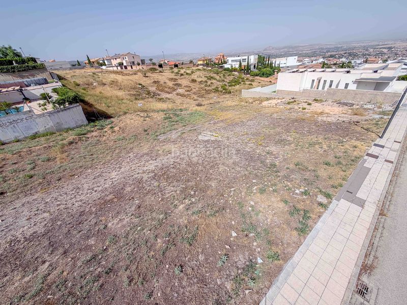 Foto 8e5c8f8d-8d37-4755-bb5e-9645637ebe6e. Terreno residenziale in calle mulhacén 88 in Altos de la Zubia Zubia (La)