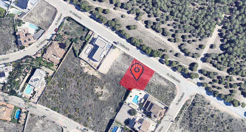 Foto a812052f-8c41-40b2-8edf-6edad4f35fc1. Terreno residenziale in calle mulhacén 88 in Altos de la Zubia Zubia (La)