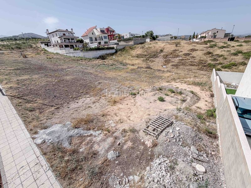 Foto e4f0a6c7-0b17-4b4c-9194-9c1793c331d7. Terreno residenziale in calle mulhacén 86 in Altos de la Zubia Zubia (La)