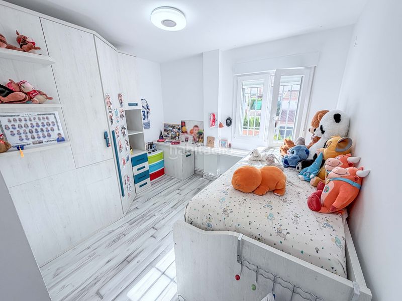 Foto b6f15993-d472-4f20-8734-eec52b2ddf6a. Chalet in calle meidum 63 in Villa de Otura