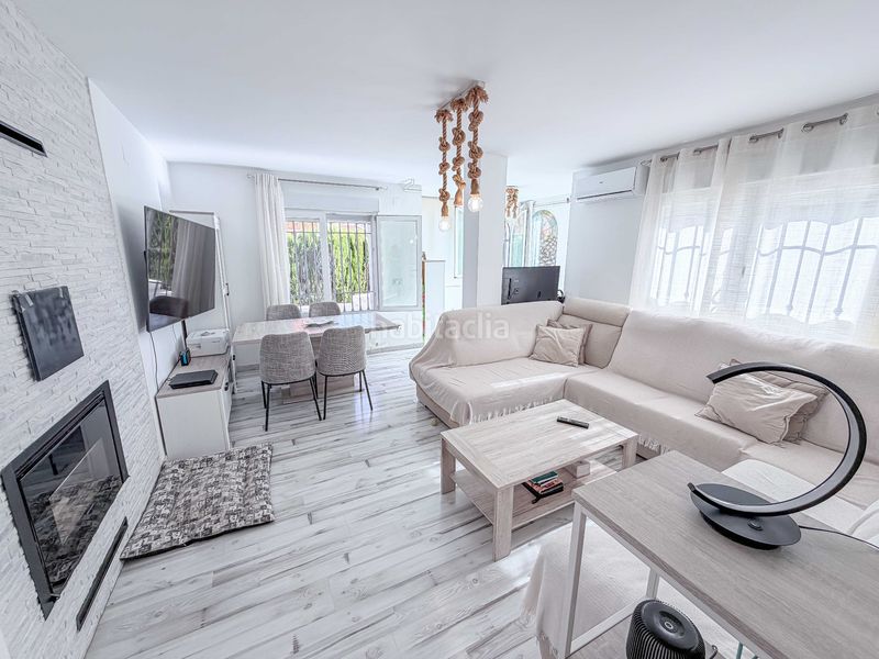 Foto e3a0afea-43bd-4fe0-860a-641113487a1f. Chalet in calle meidum 63 in Villa de Otura