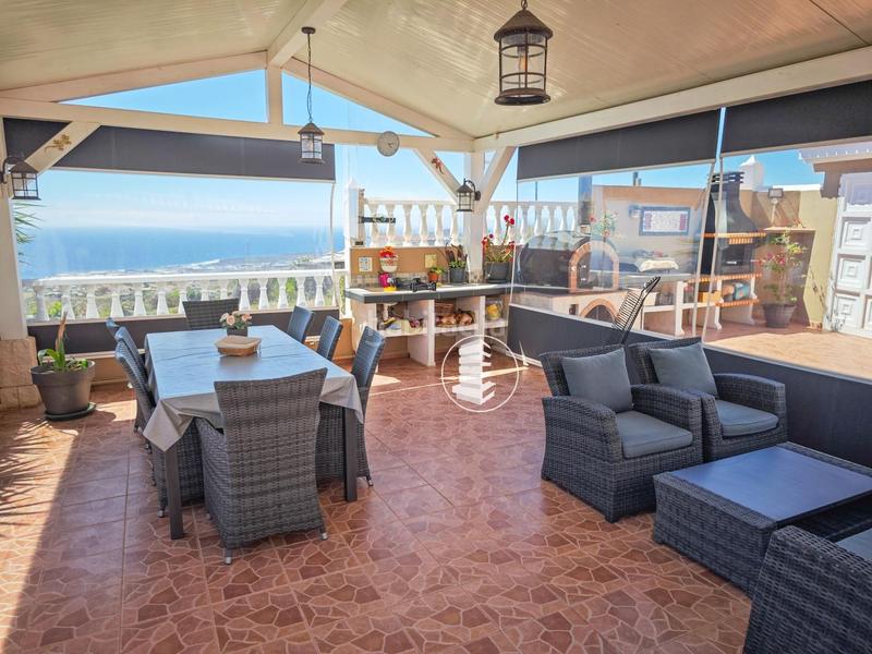Foto 3bfcf2a5-ef02-4164-92ae-075f186e47ca. Chalet avec parking dans Cuevecitas - Malpaís Candelaria
