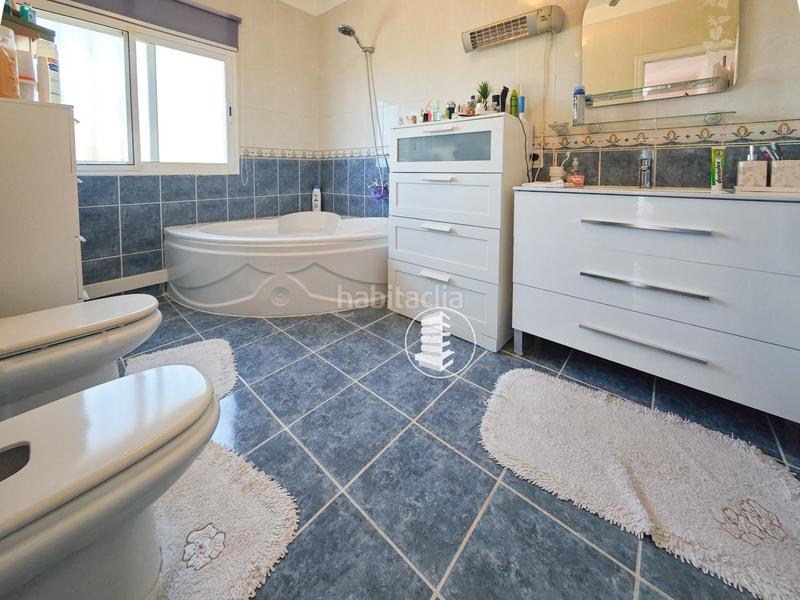 Foto b961d5a2-6ed4-42c6-a664-f996657221fe. Chalet avec parking dans Cuevecitas - Malpaís Candelaria