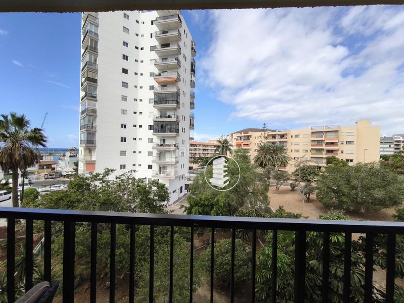 Foto 4a7eab57-7473-4ab2-bf58-064554b81a68. Pis a Los Cristianos Arona