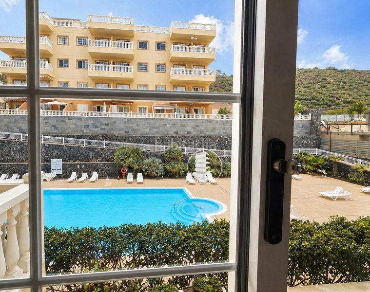 Foto 4be69fa5-4a0d-4b53-b5c3-df017c7daee5. Pis amb piscina a Palm - Mar Arona