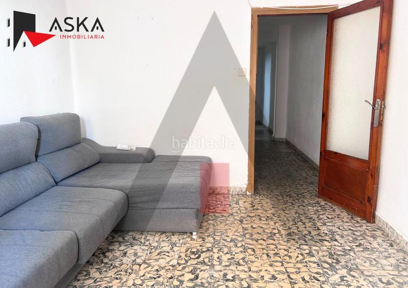 Foto dba4c4c8-603f-42f6-bf14-3e1112ed78cd. Appartamento in Plaza Xúquer Paiporta