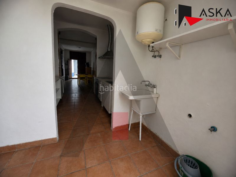Foto f784dda6-f66e-42f8-ad14-09b736666014. Casa adossada a Centro - Ambulatorio Paiporta