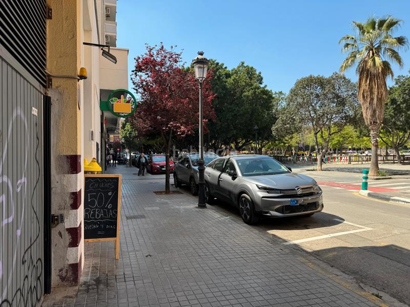 Foto a2a1b5e4-9c5c-4b71-ba9b-60cb74ca63a7. Car parking in plaça d'enric granados 14 in Barrio de Patraix Valencia