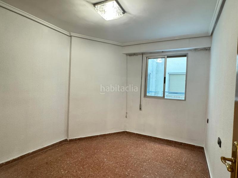 Foto e4cadffa-3b00-4234-b7d9-e204bdb52081. Pis a Safranar Valencia
