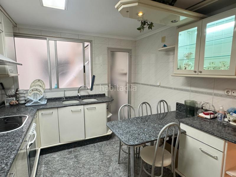 Foto 1abeb01a-7259-4554-a630-fef2e714d728. Piso en Safranar Valencia