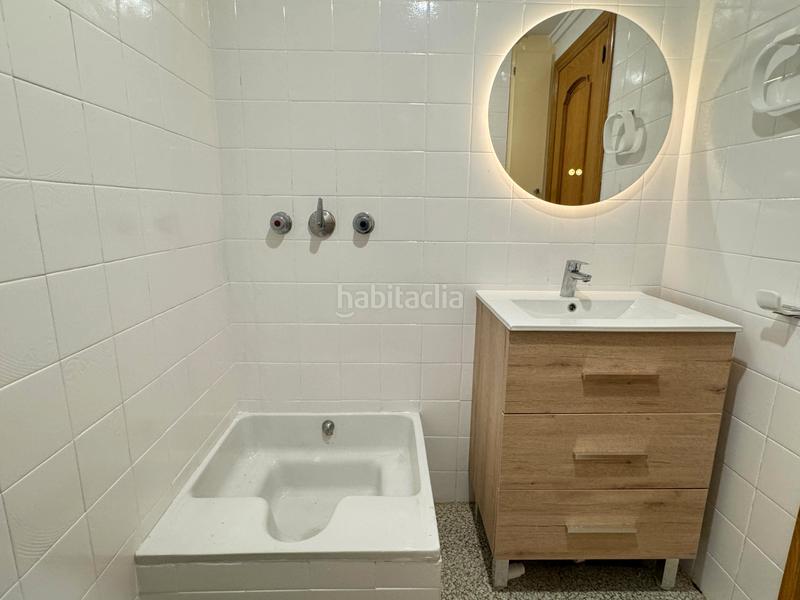 Foto 75e3ff4a-4aa9-4a2e-9bc3-06c612c303b0. Piso en Safranar Valencia
