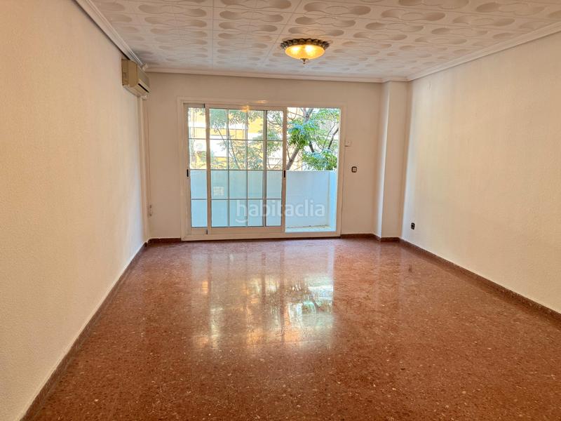 Foto 8daea6d5-5376-44f2-ba6a-053d6749e28a. Piso en Safranar Valencia