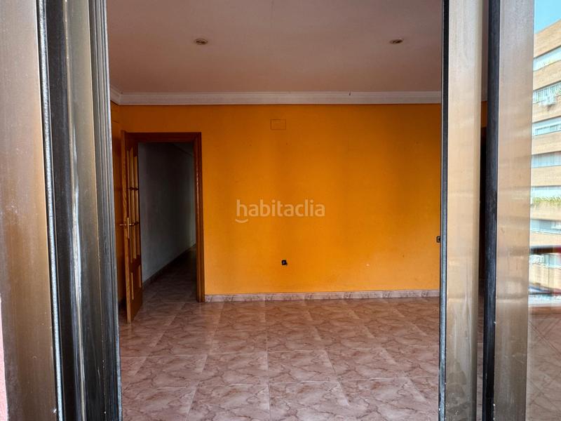 Foto fe6c7a4f-fbed-4e29-942d-b425a4b544d9. Piso en La Raïosa Valencia