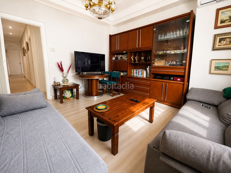 Piso  Carrer de busot. Magnifica vivienda en el corazón de patraix