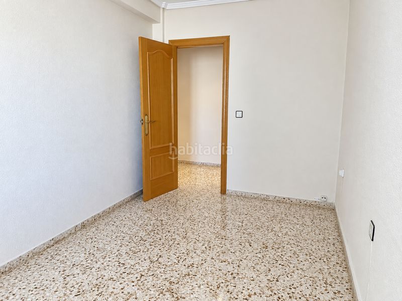 Foto d726036d-be37-43a5-b607-e8c717edd0c9. Flat in La Raïosa Valencia