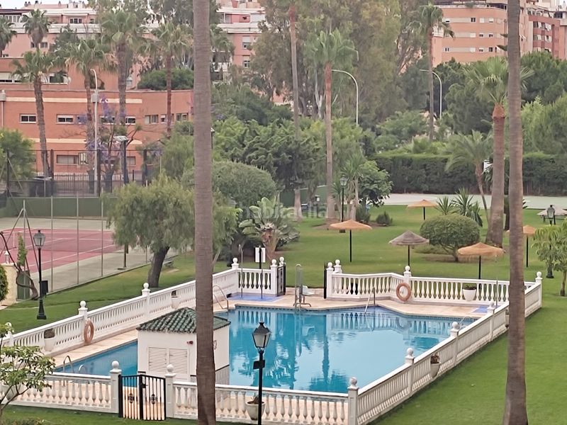 Foto 24b85fb5-65a9-47a9-9289-57938e8d7b6d. Pis amb aparcament piscina a Puerta Blanca Málaga